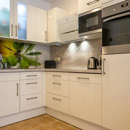 Hohenzollernpassage Seemoewe